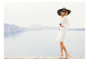 Read more about the article 5 Radiant White Dresses for Women over 40